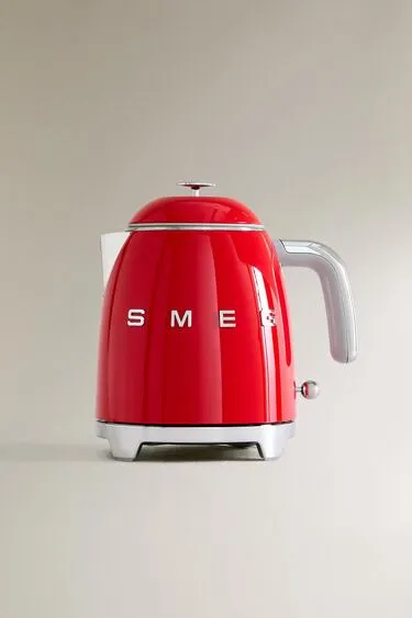 Мини-чайник SMEG