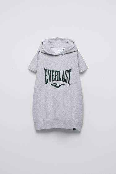 ХУДИ С КОРОТКИМИ РУКАВАМИ И НАШИВКОЙ EVERLAST®