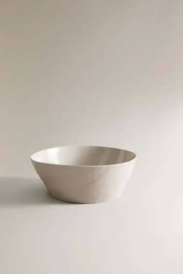 TEXTURED STONEWARE SALAD BOWL