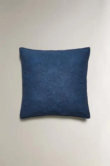 CONTRAST RAISED FLORAL CUSHION COVER FOR QUILTS