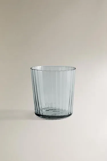 RAISED DESIGN GLASS TUMBLER