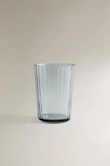 RAISED DESIGN GLASS TUMBLER