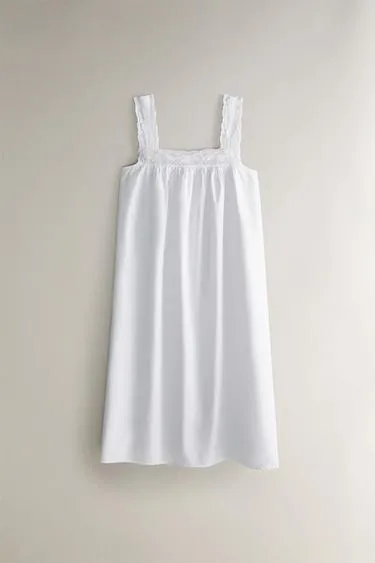 EMBROIDERED COTTON NIGHTDRESS