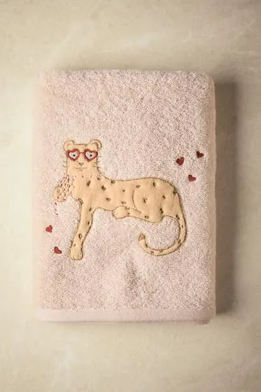 CHILDREN S CHEETAH BATH TOWEL