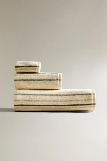 COLOURED STRIPE BATH TOWEL