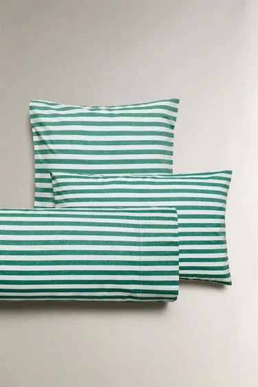 CHILDREN S STRIPED PILLOWCASE