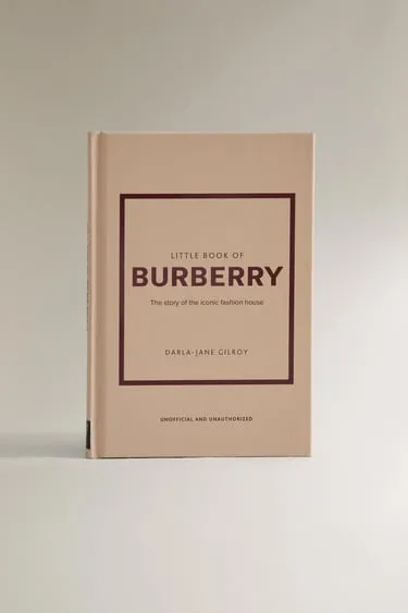 Маленькая книжечка от BURBERRY