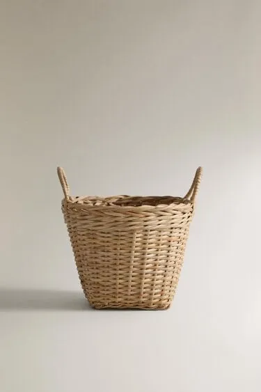 ROUND RATTAN BASKET