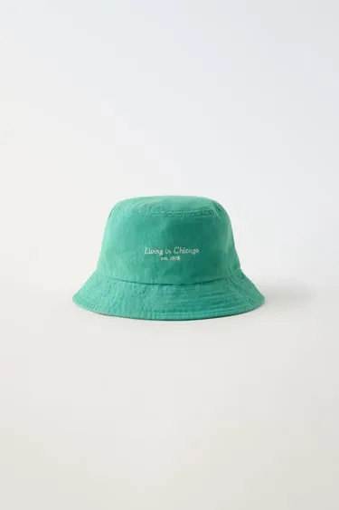 EMBROIDERED SLOGAN BUCKET HAT