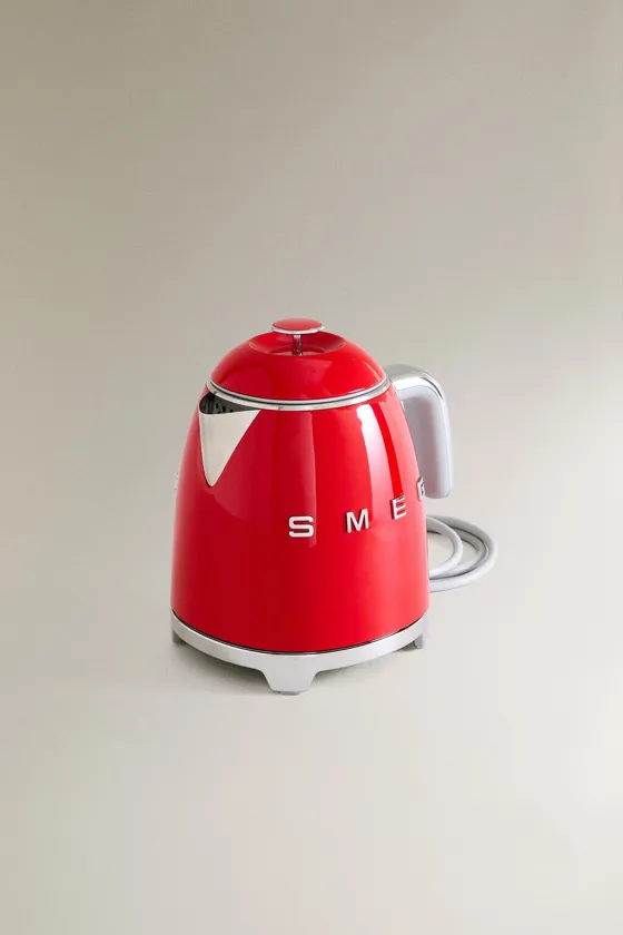 мини-чайник smeg