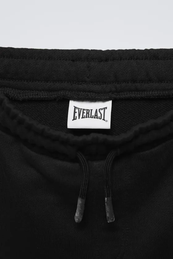 ШОРТЫ - БЕРМУДЫ С ВЫШИВКОЙ EVERLAST®