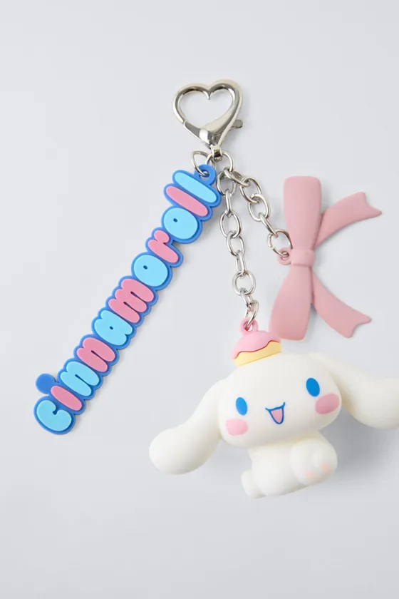 БРЕЛОК С ПОДВЕСКАМИ ДЛЯ КЛЮЧЕЙ CINNAMOROLL © SANRIO