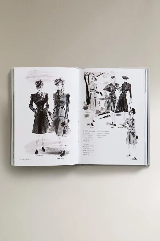 маленькая книжечка от balenciaga book