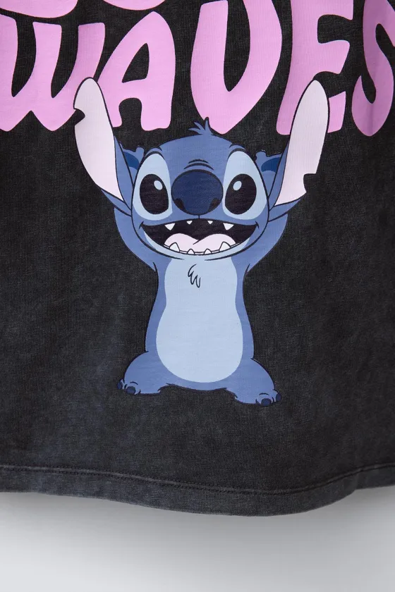 ФУТБОЛКА С ЭФФЕКТОМ ПОТЕРТОСТИ И ПРИНТОМ STITCH & ANGEL © DISNEY