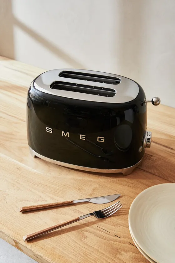 ТОСТЕР SMEG