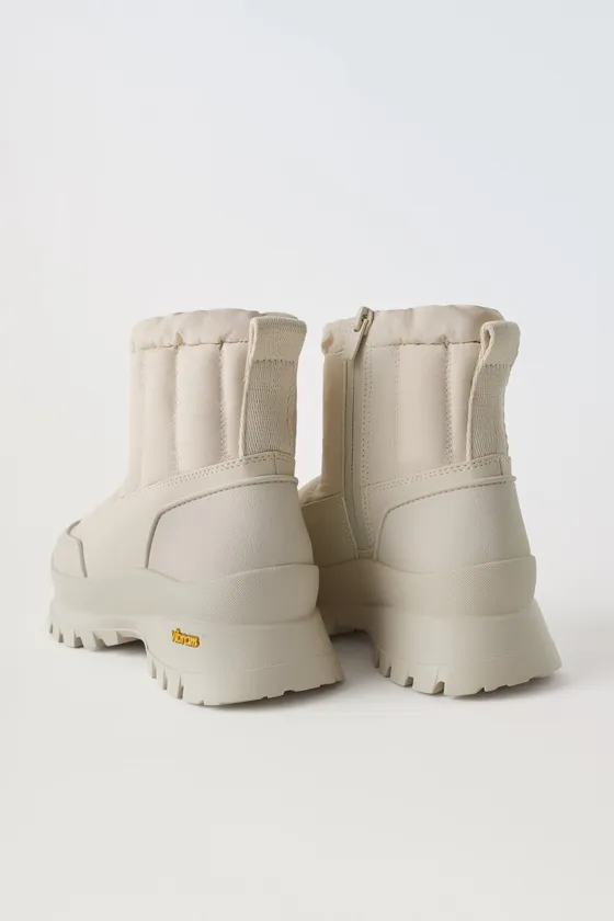 СТЕГАНЫЕ БОТИНКИ WATER-REPELLENT VIBRAM®