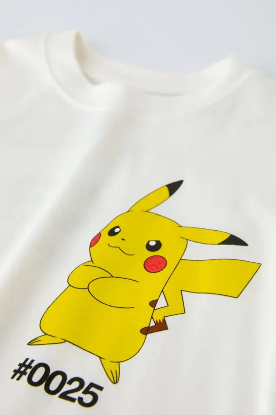 ФУТБОЛКА С ПРИНТОМ PIKACHU POKÉMON™