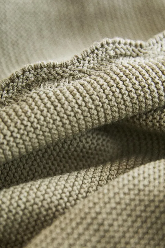 детское плотное вязаное одеяло