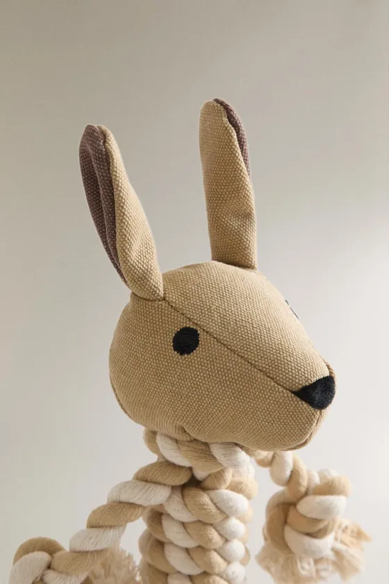 игрушка для домашних животных из шнурового кролика