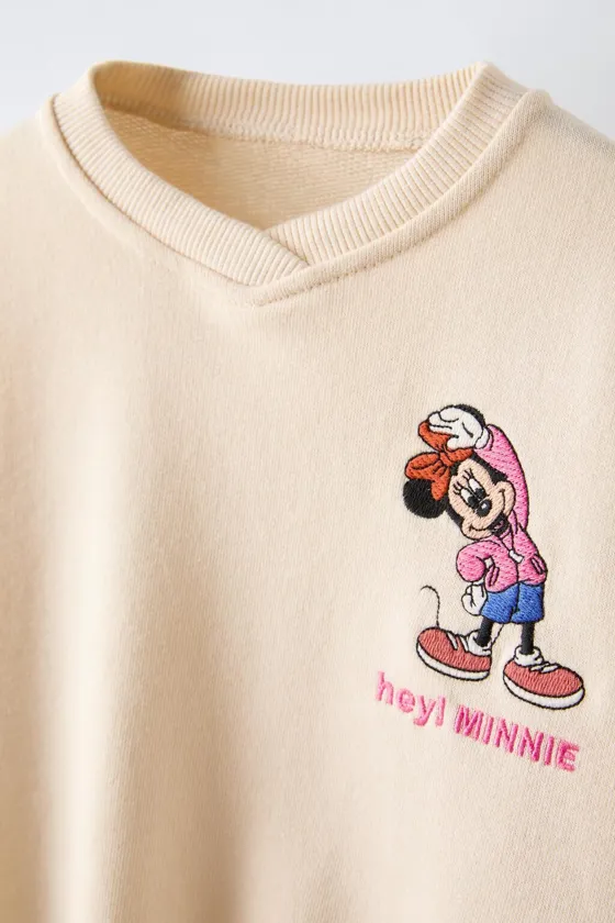 ТОЛСТОВКА С ВЫШИВКОЙ MINNIE © DISNEY