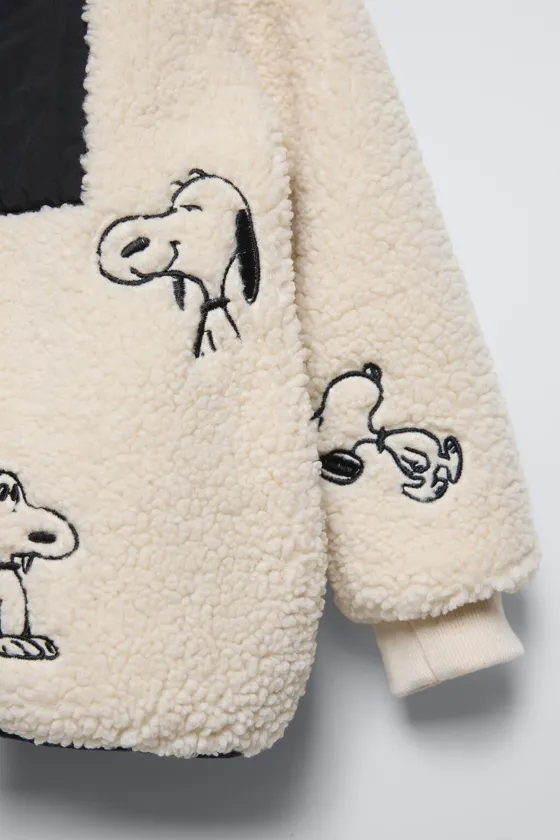 КУРТКА ИЗ ИСКУССТВЕННОЙ ОВЧИНЫ SNOOPY PEANUTS™