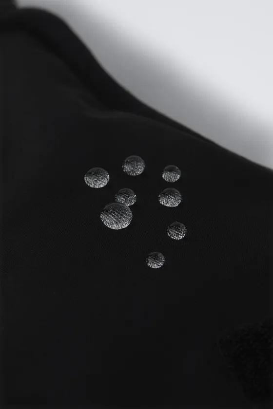 КОМБИНЕЗОН WATER-REPELLENT AND WIND-RESISTANT SKI COLLECTION